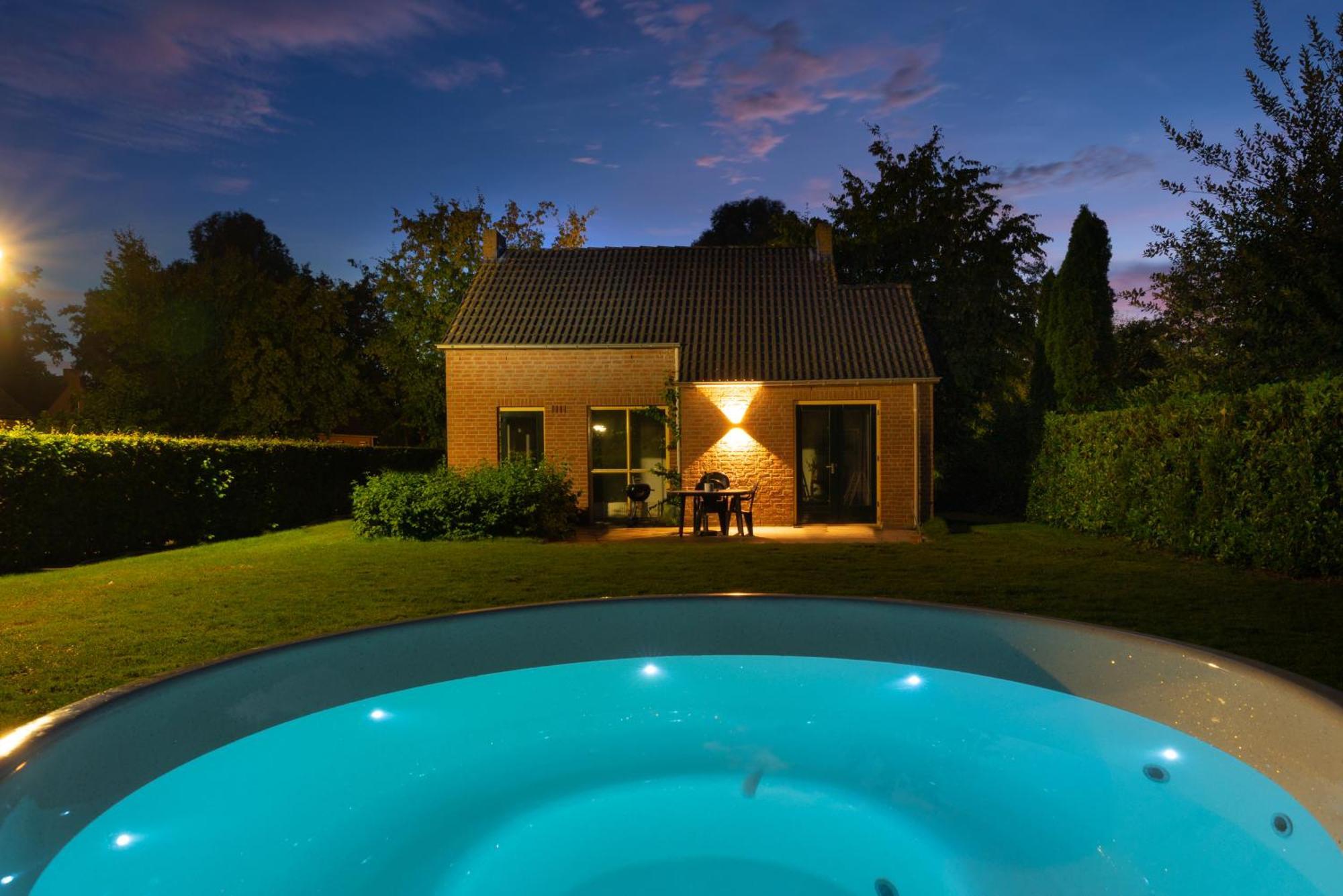 6P Vrijstaand Huis Met Royale Tuin En Hottub Ewijk Buitenkant foto