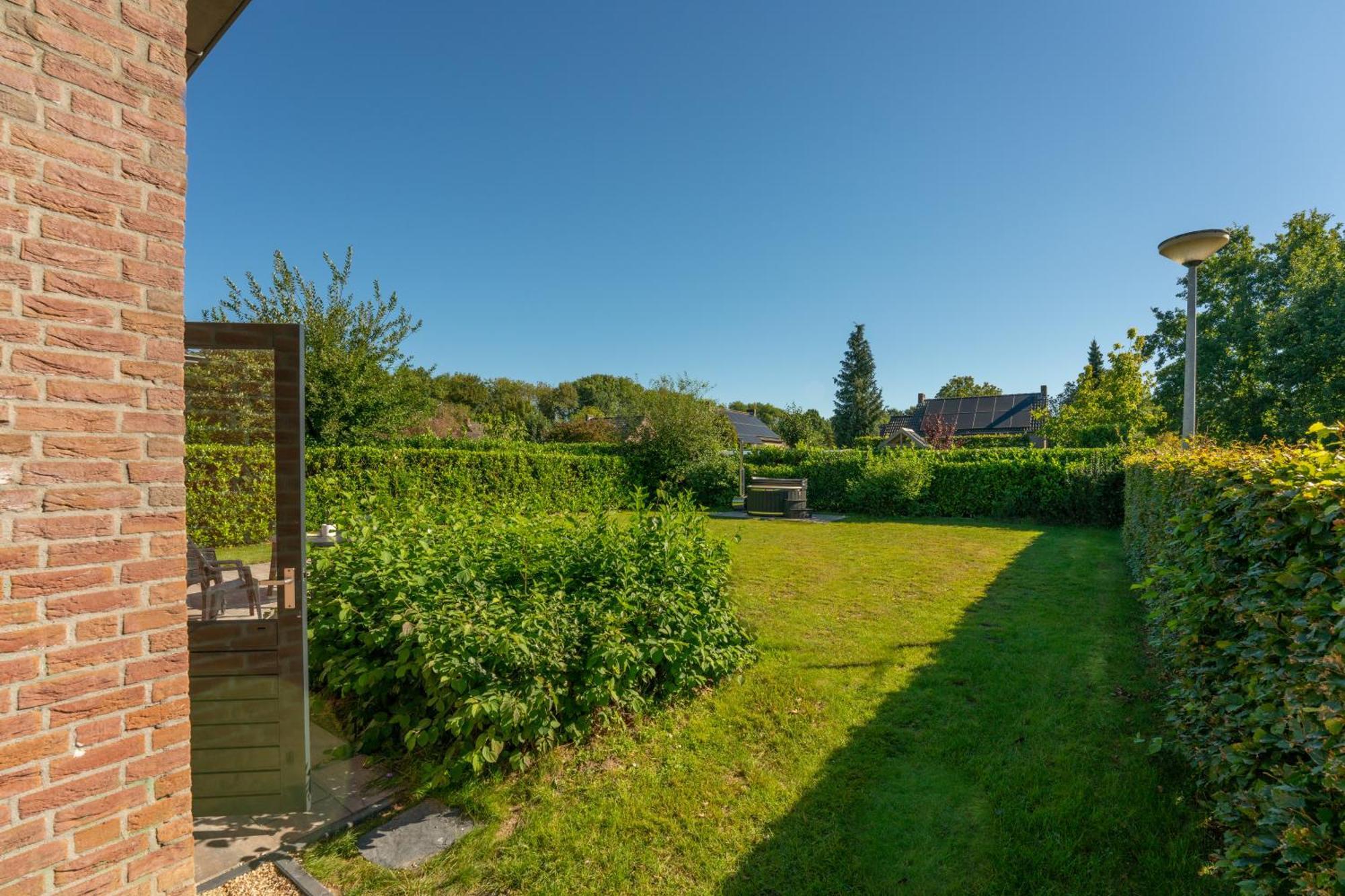 6P Vrijstaand Huis Met Royale Tuin En Hottub Ewijk Buitenkant foto